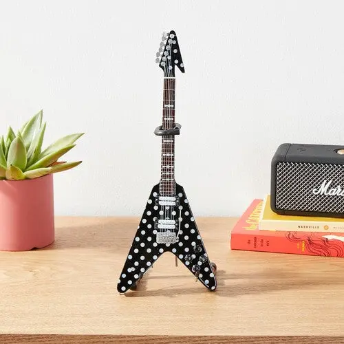 Axe Heaven Harpoon Polka Dot V Mini Guitar Replica Rr-108 1