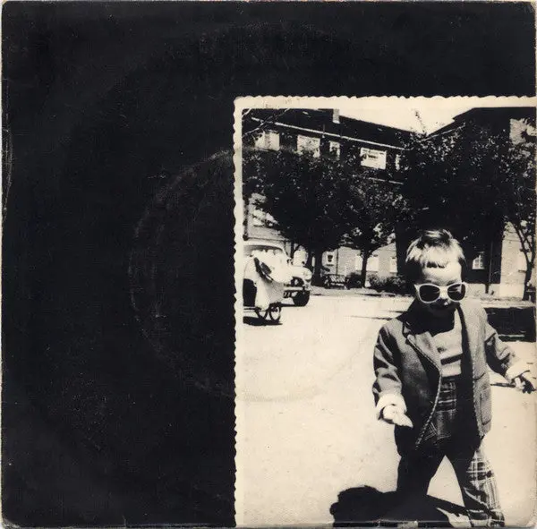 Essential Logic- Aerosol Burns / World Friction (Uk Press) 1